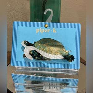 Piper K Turtle Hair Clip, new!